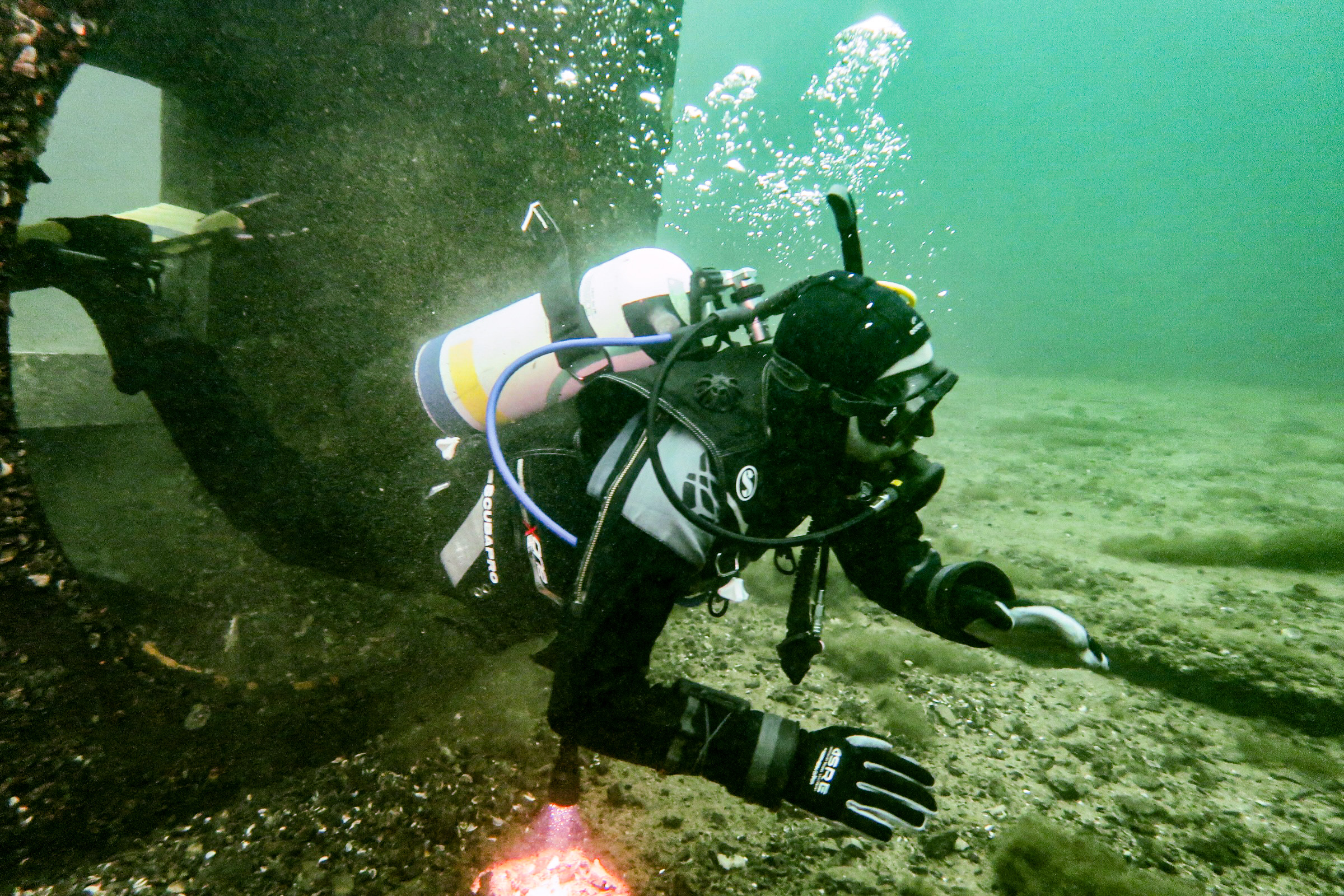 Jason Court underwater